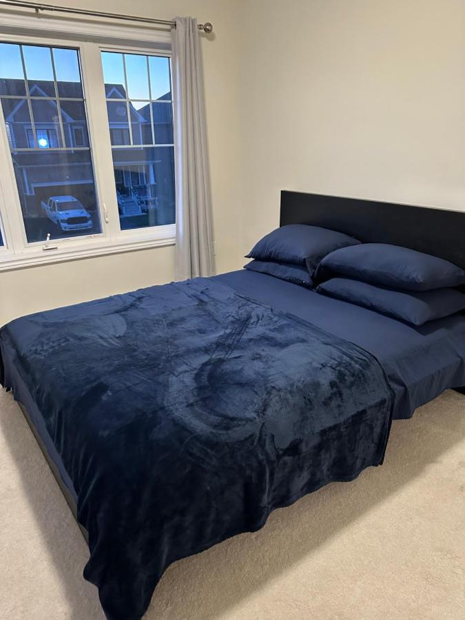 4 Bedrooms New House Sleep 12 Fury Friends Welcome Holiday home